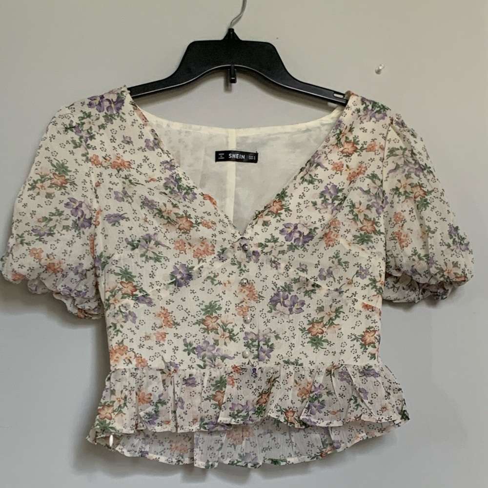 Cute girly crop top
